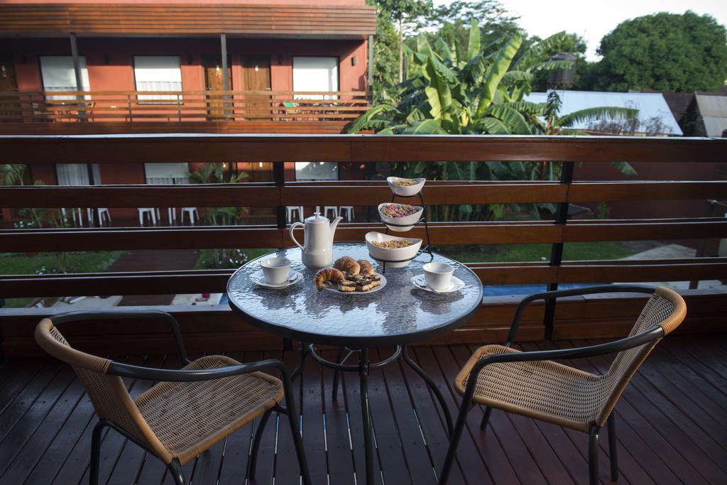 Aparthotel Costa Iguazu à Puerto Iguazú Extérieur photo